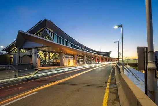 Buffalo Niagara International Airport (BUF)